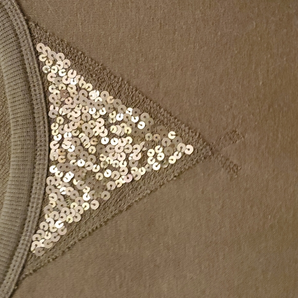 Chaus Sport Deep Olive Lightweight Sweatshirt Top with Sequins Women's Small - Picture 3 of 3